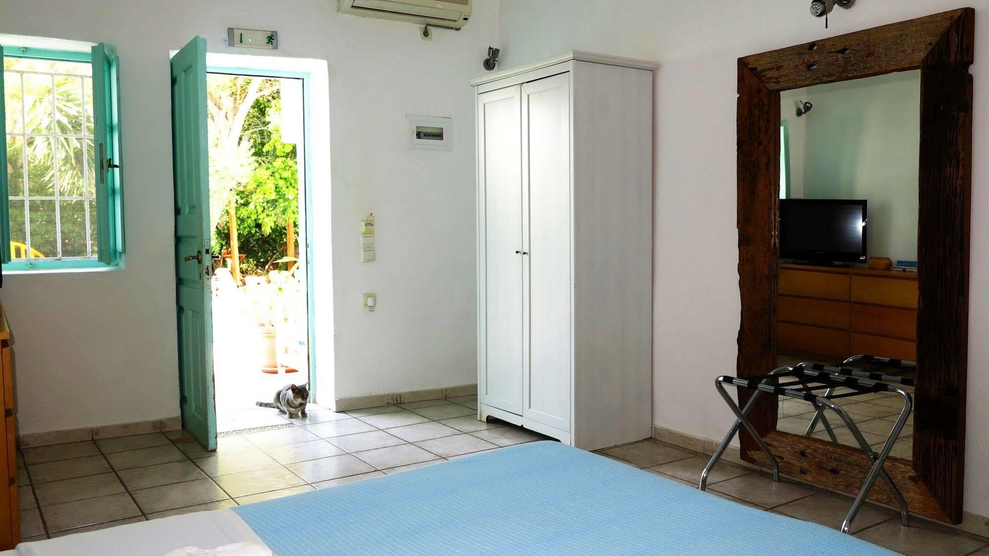 Hotel Museum Wellness Oia (Santorini)