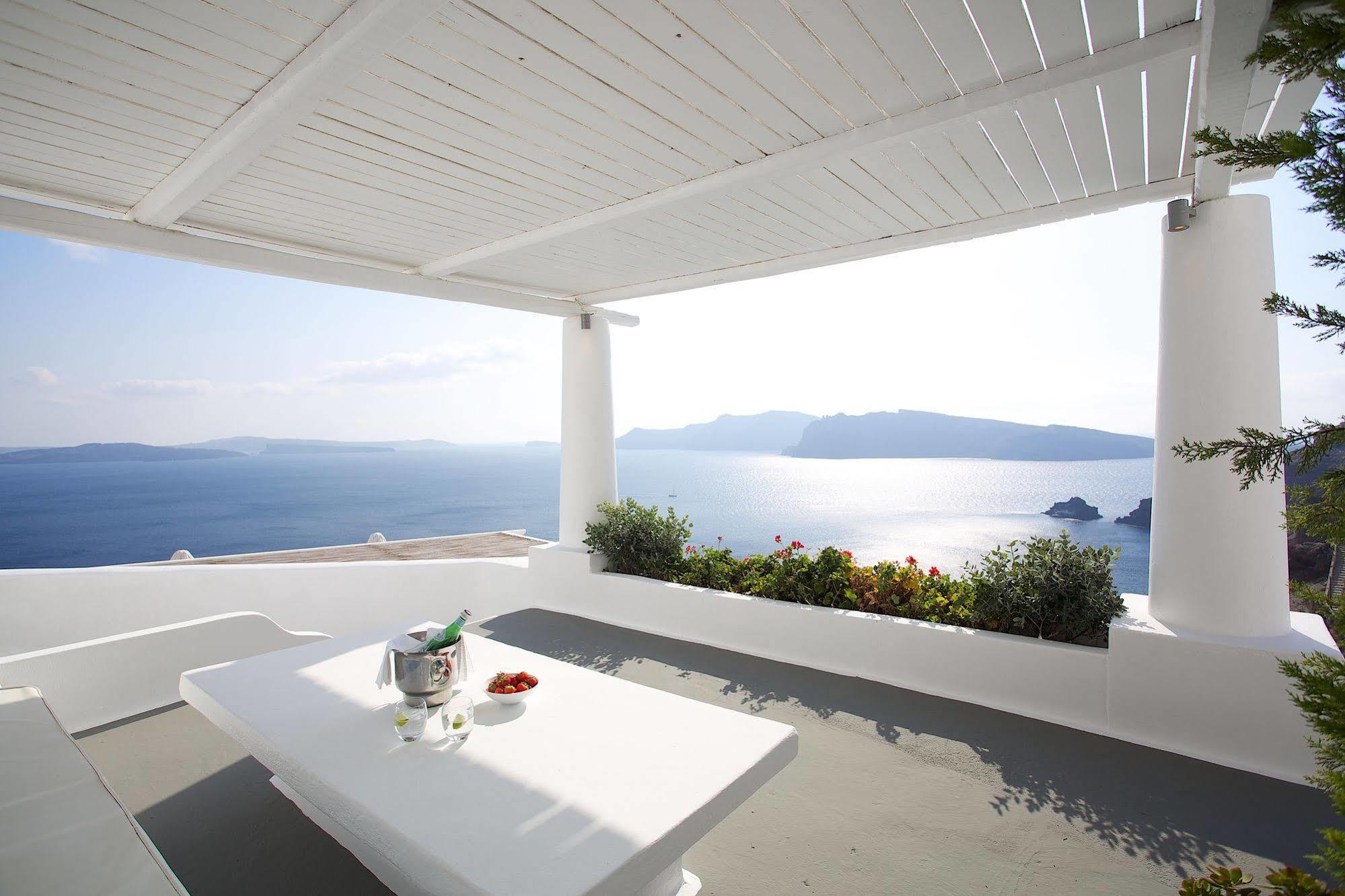Katikies Santorini - The Leading Of The World Hotel