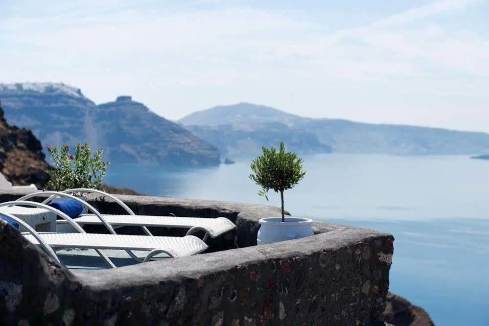 Enalion 3* Oia (Santorini)