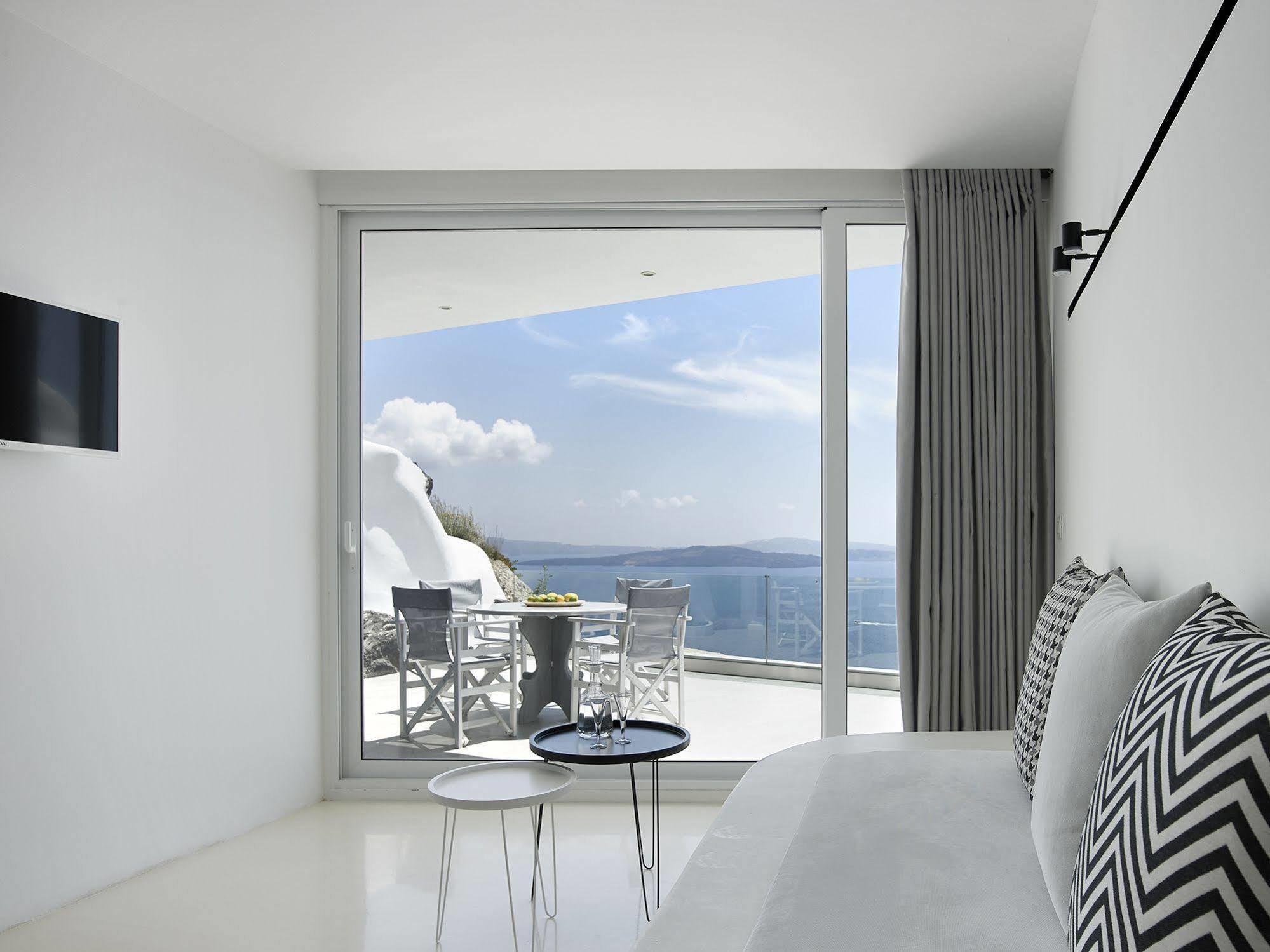 Villa Mythique Villas & Suites Oia (Santorini)