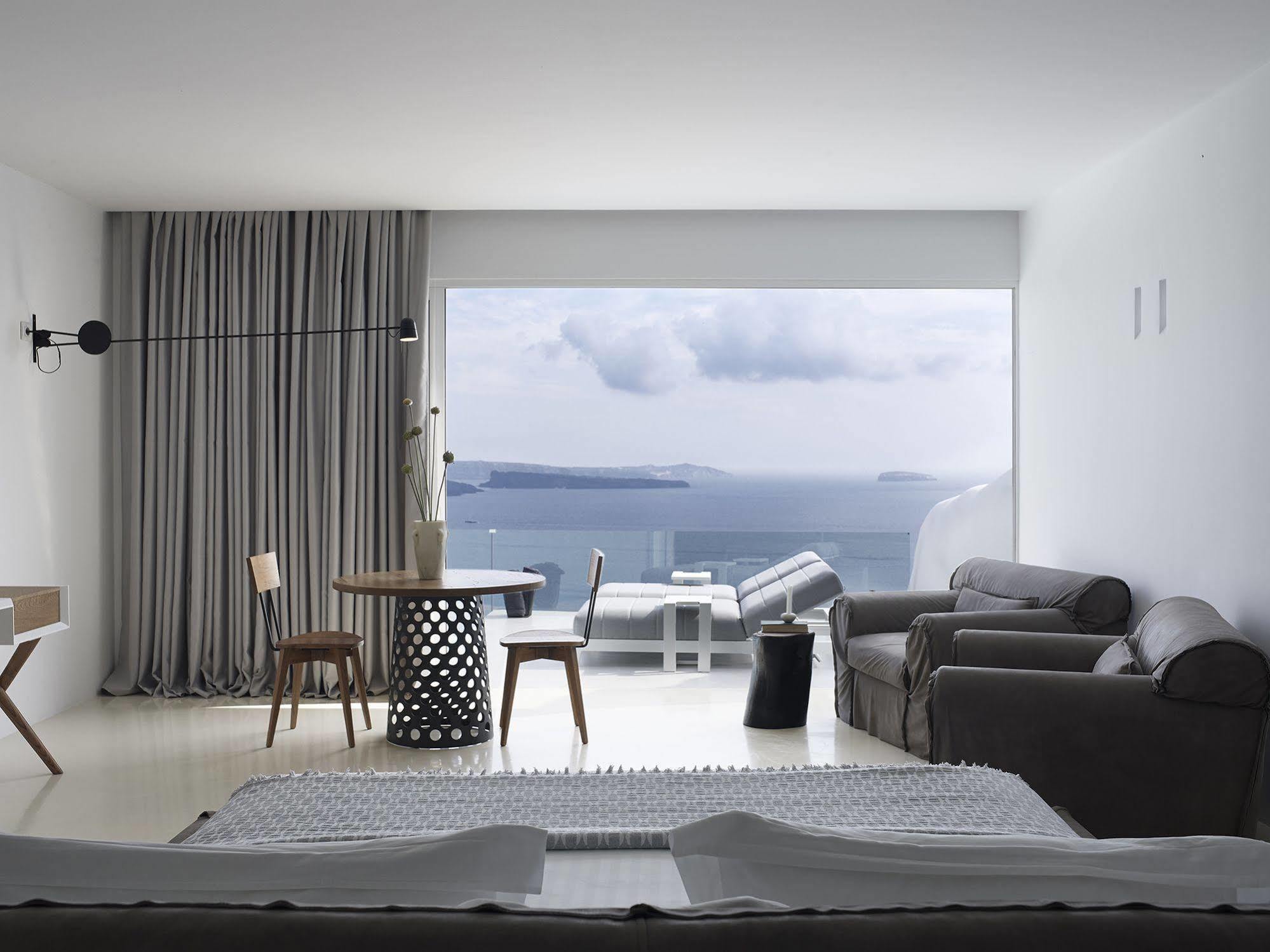 Mythique Villas & Suites Oia (Santorini)