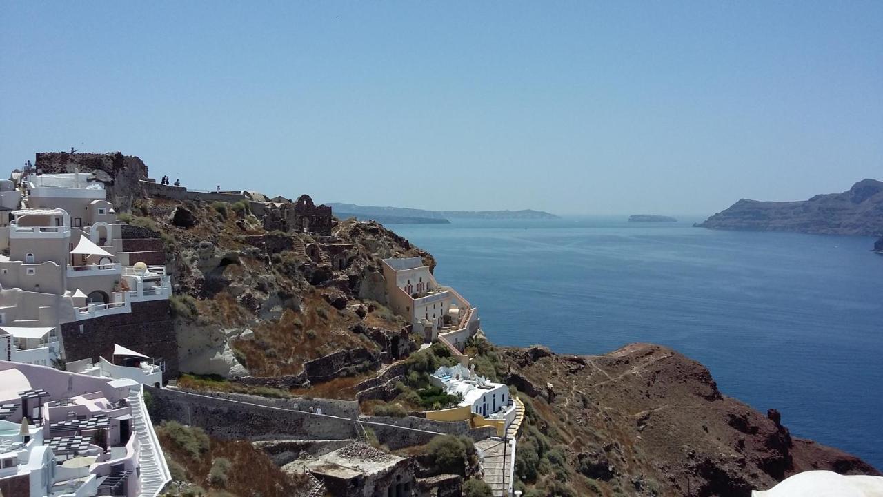 Fotinos Apartment Oia (Santorini)