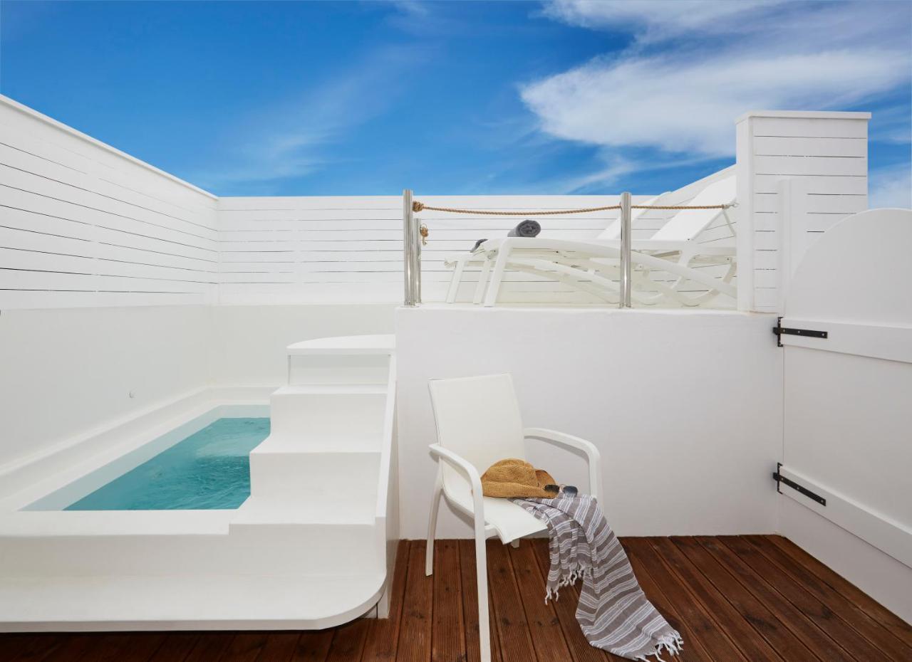 Collection Boutique Suites Aparthotel Oia (Santorini)