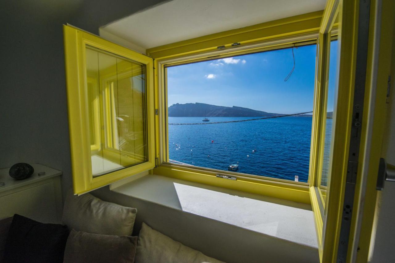 Fisherman's Nest In Ammoudi Bay/oia