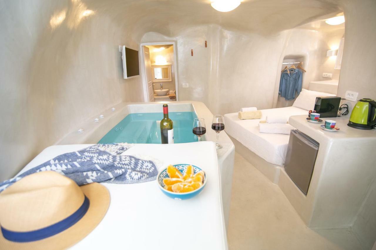 White Cave House Ferienhaus Ia