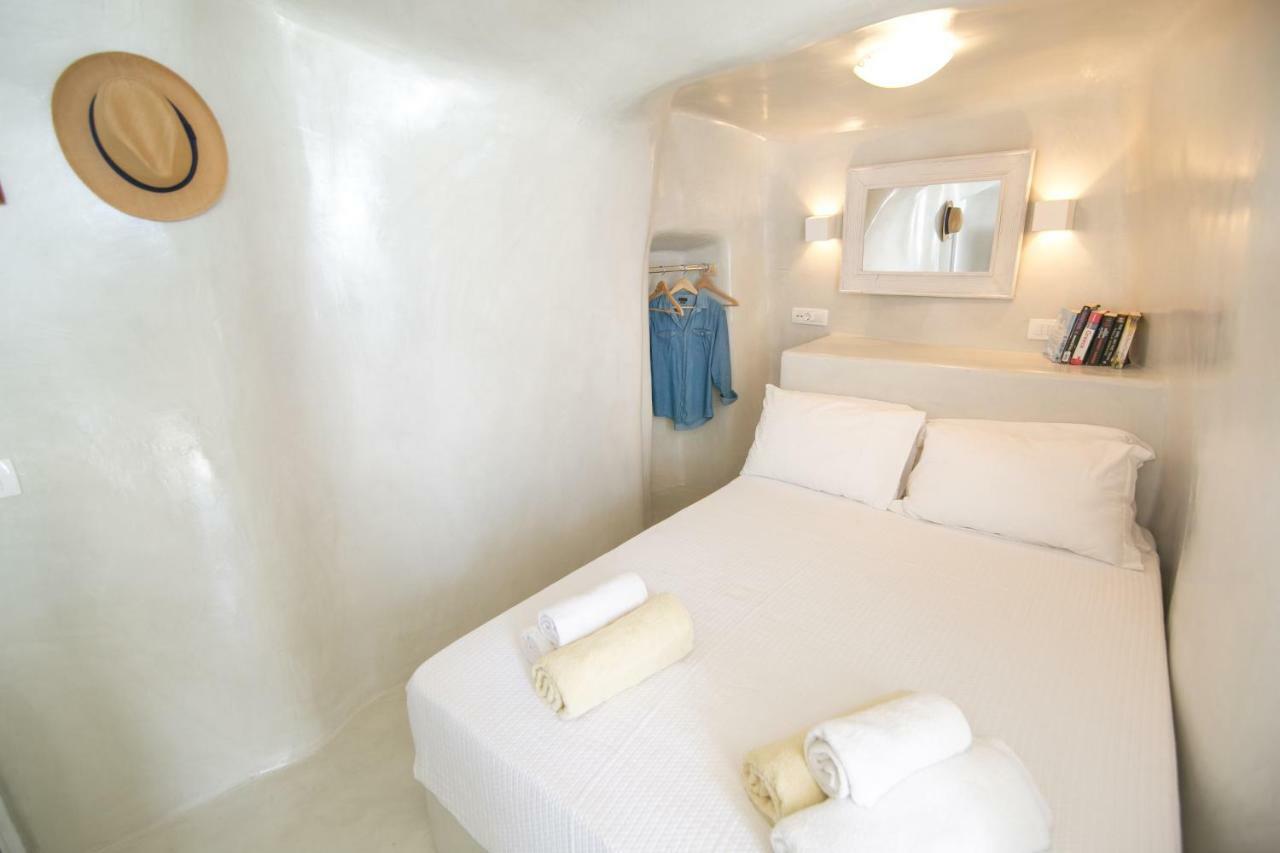 White Cave House Ia