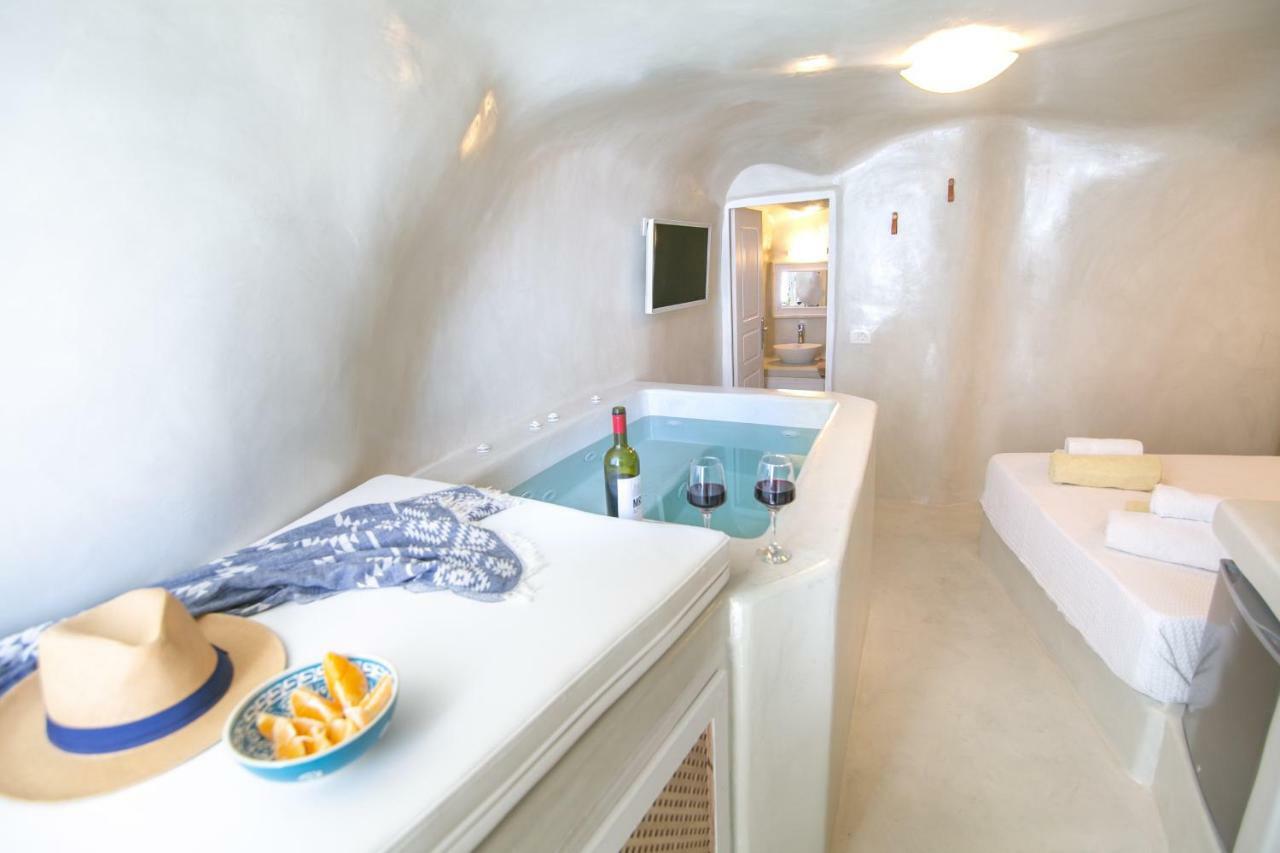 White Cave House Holiday home Oia (Santorini)