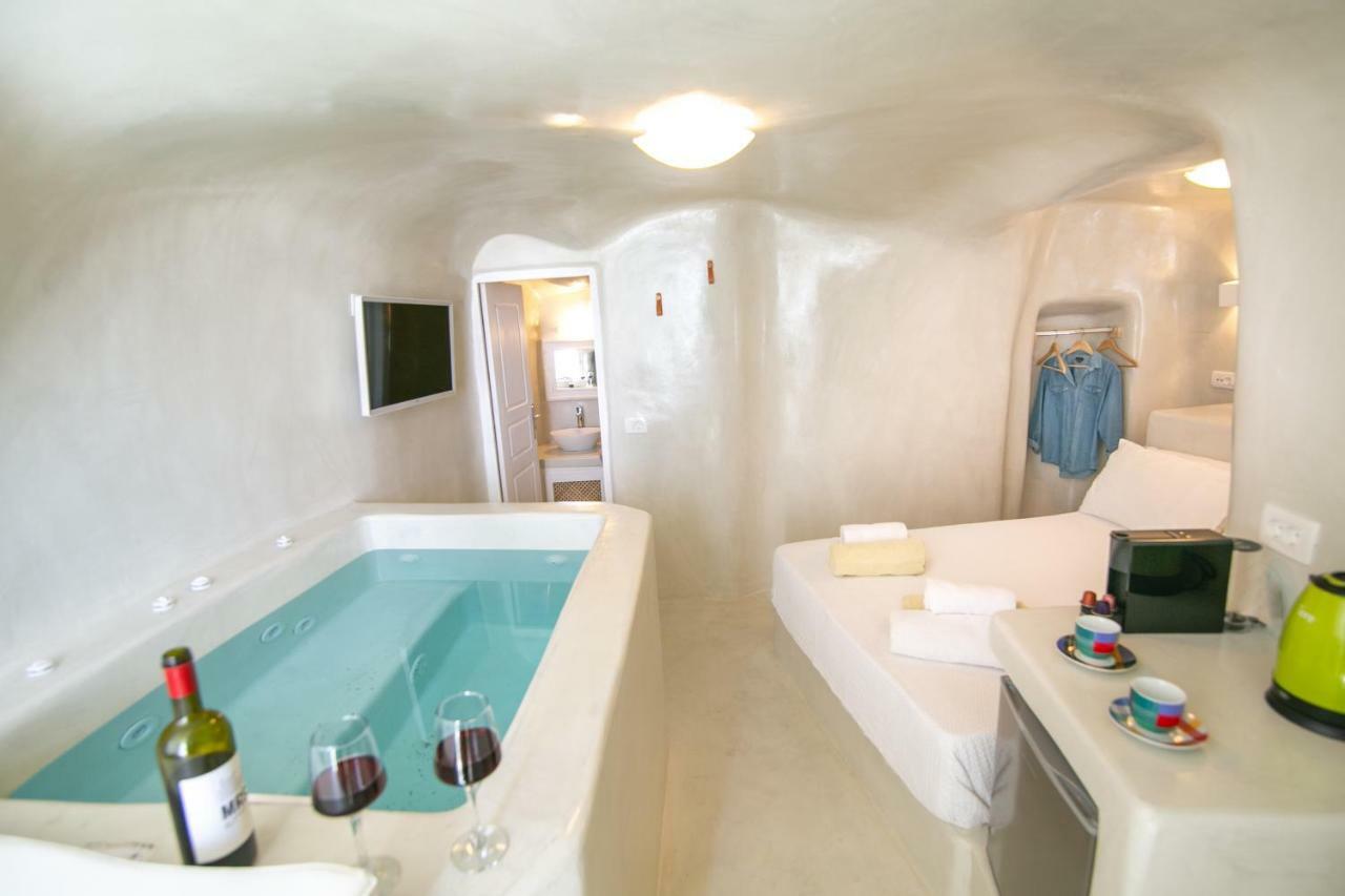White Cave House Ia