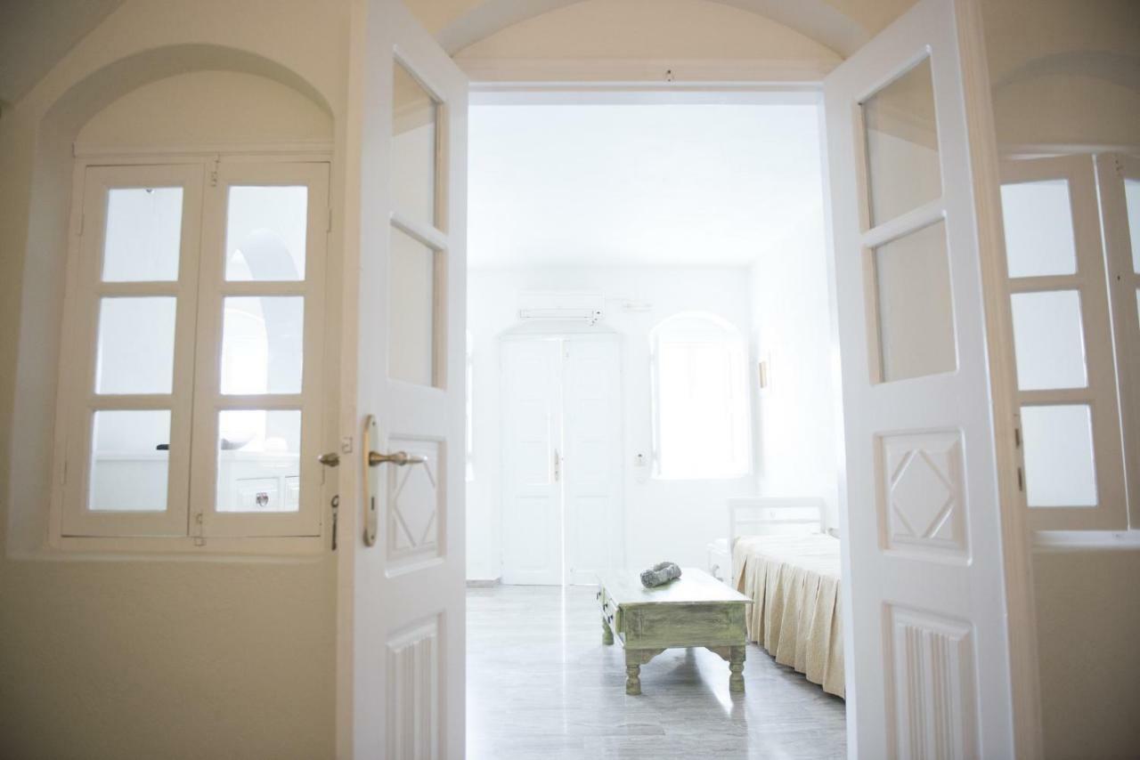 Captain John - Caldera & Sunset View Apartment Oia (Santorini)