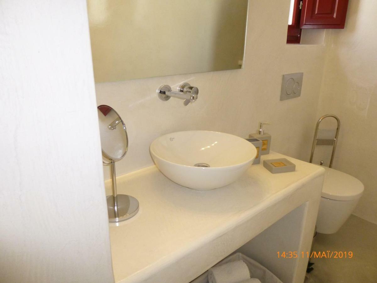 Bed & Breakfast Aplada Oia (Santorini)
