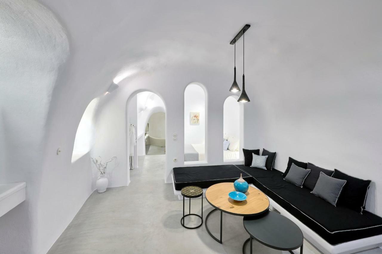 Villa Cave