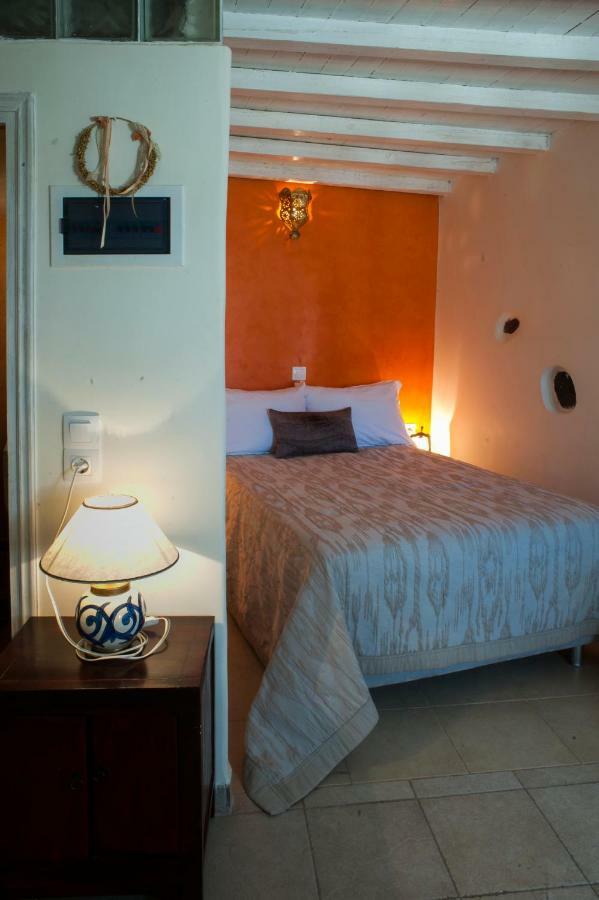 Heliophos Boutique Caves Aparthotel Oia (Santorini)