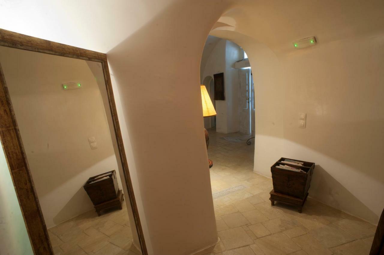 Heliophos Boutique Caves 3*