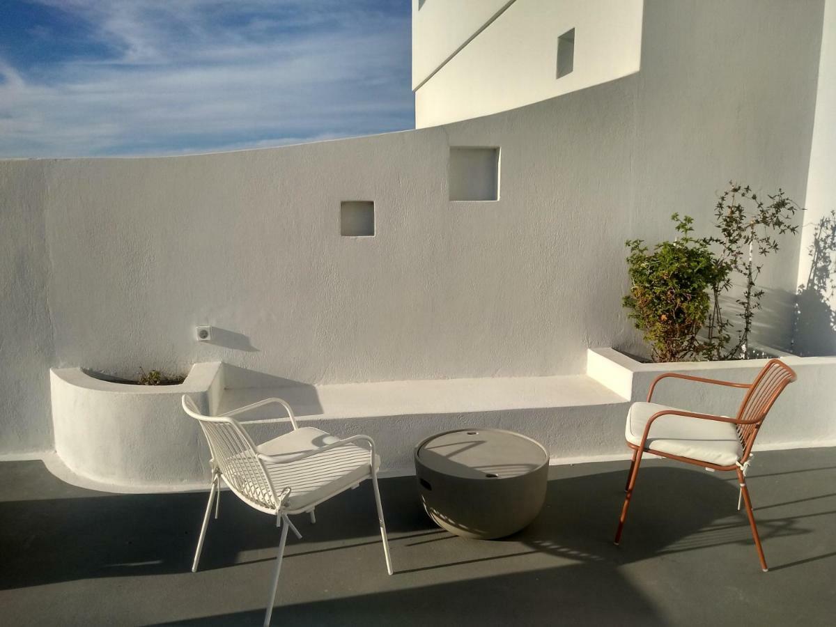Sol-mate 3* Oia (Santorini)