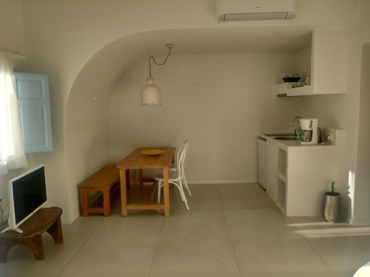 Sol-mate 3* Oia (Santorini)