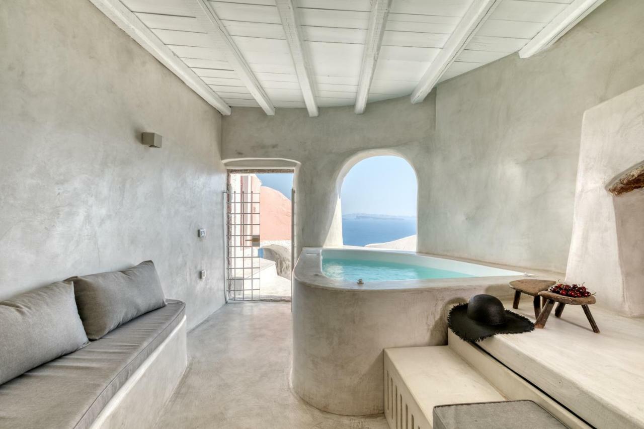 Marble Sun With Jacuzzi By Caldera *