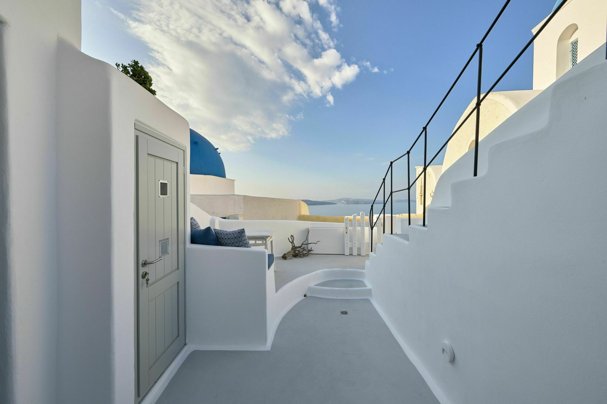 Cave Villa Oia (Santorini)