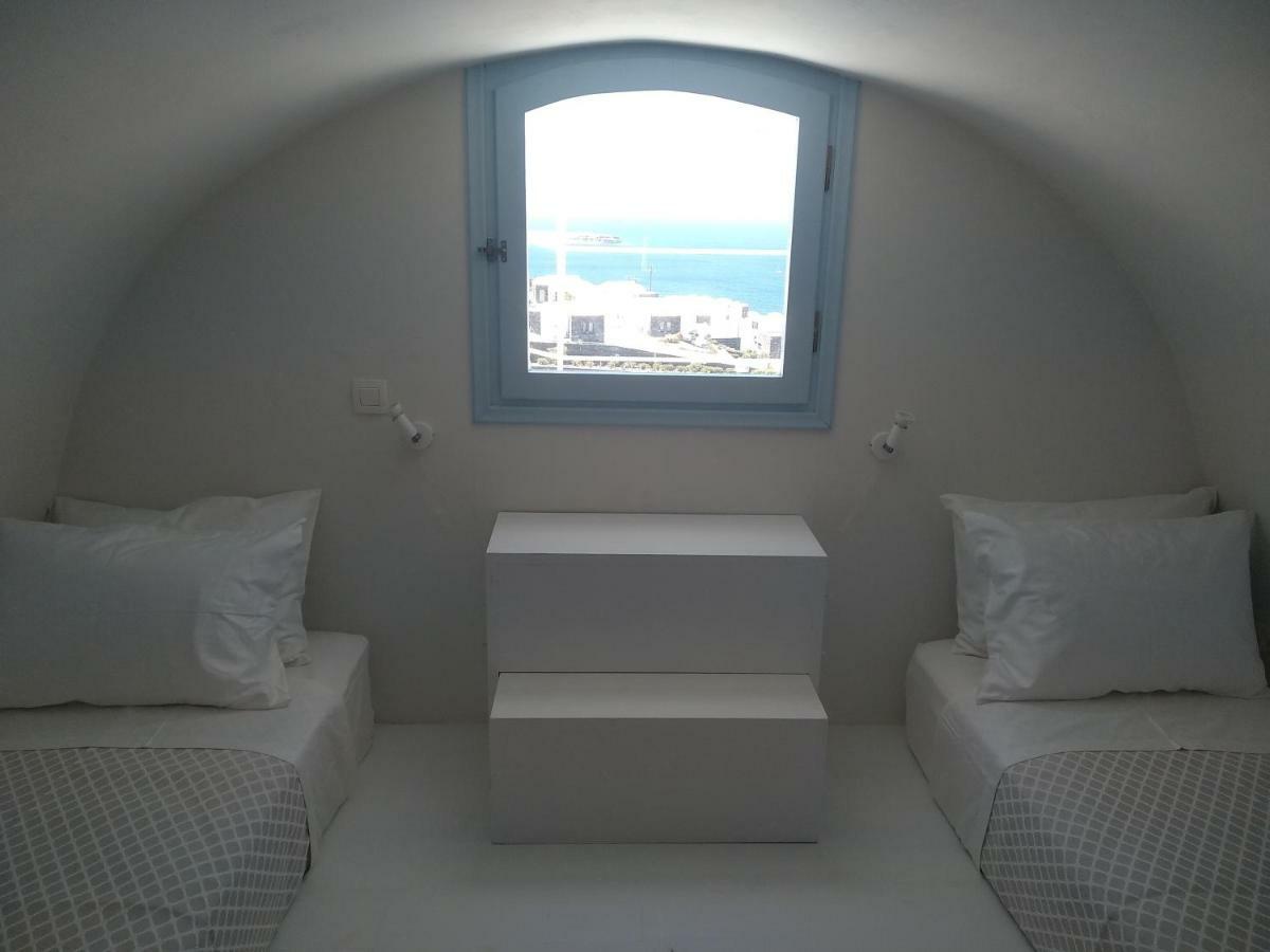 Sol-mate Oia (Santorini)