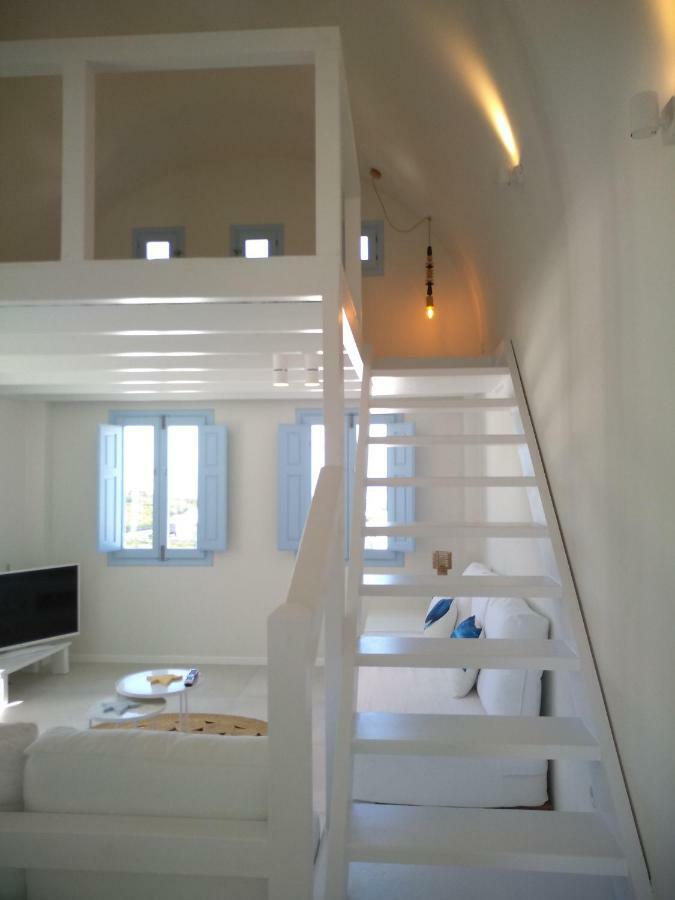 Sol-mate 3* Oia (Santorini)