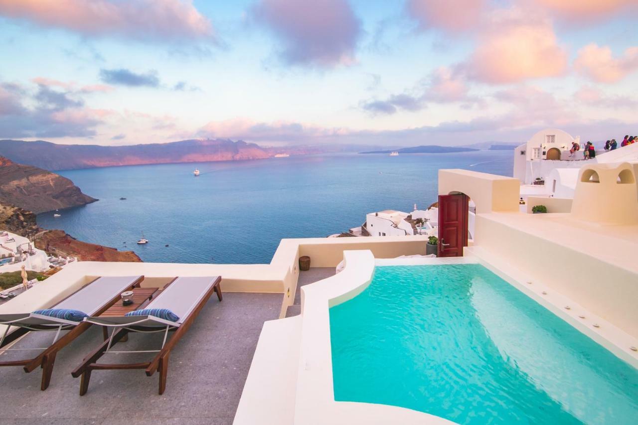 Aloia Hotel Oia (Santorini)