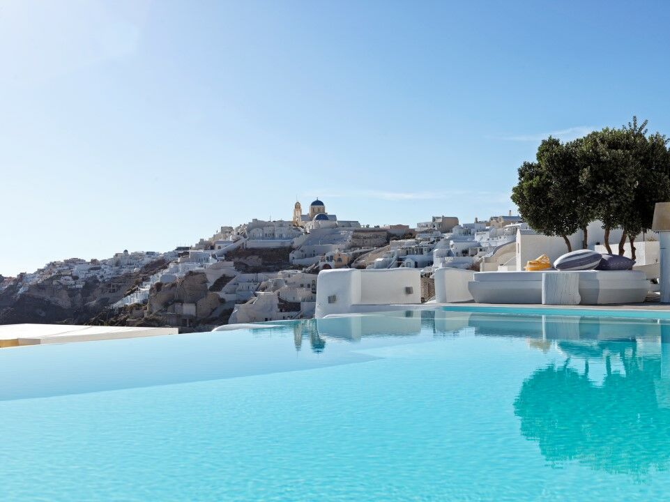 Hotel Katikies Kirini Santorini - The Leading Of The World