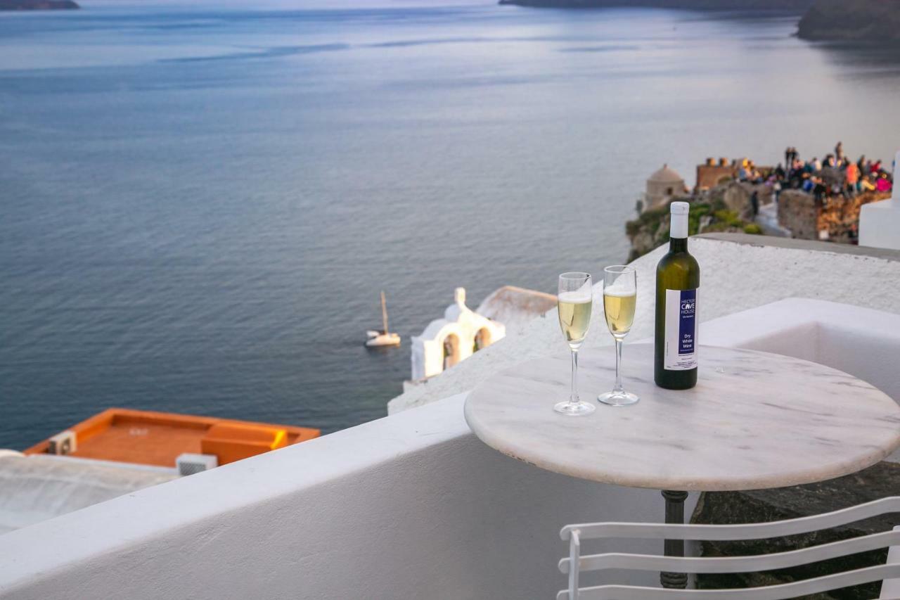 Hector Cave House * Oia (Santorini)