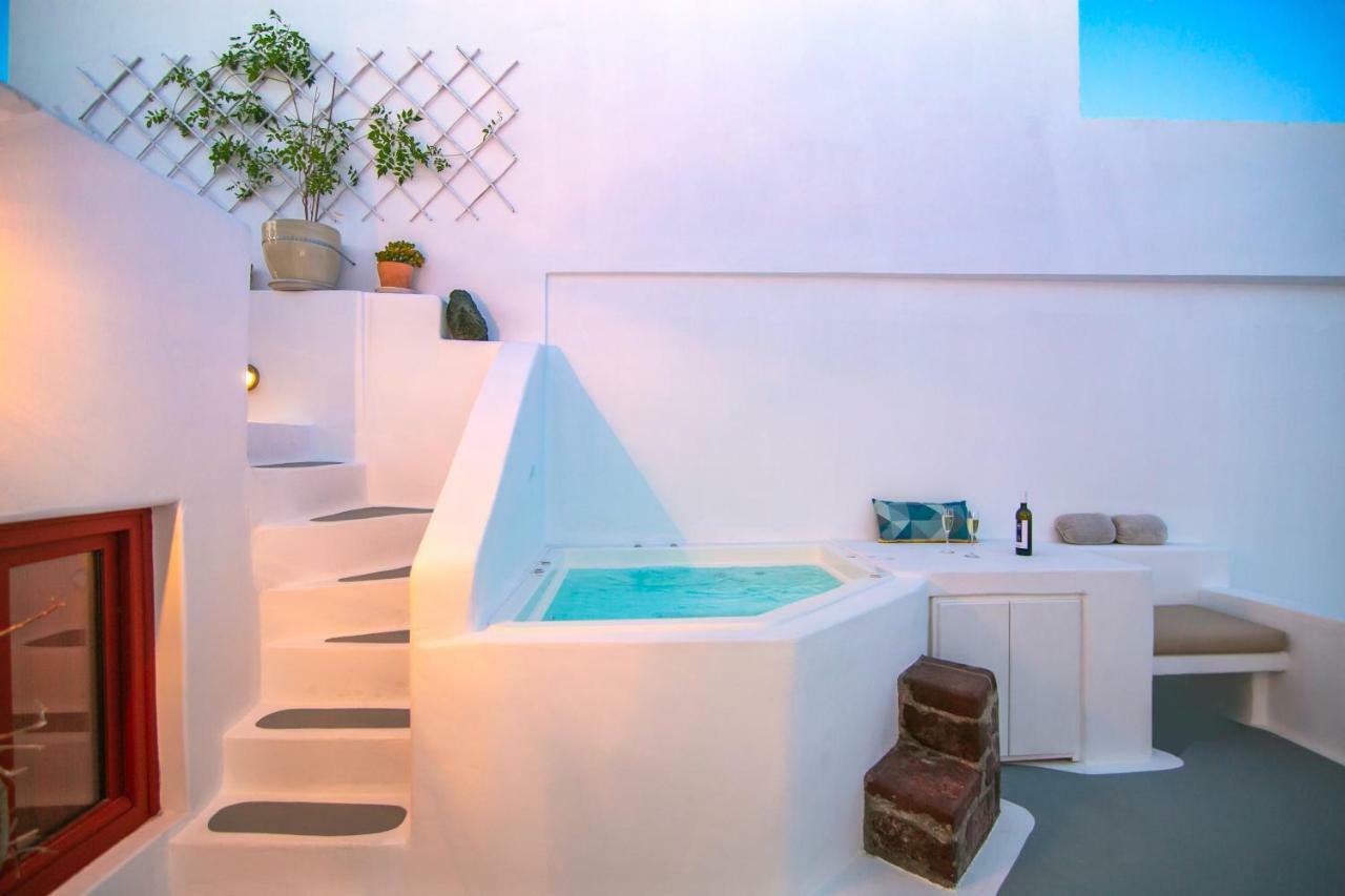 Hector Cave House * Oia (Santorini)