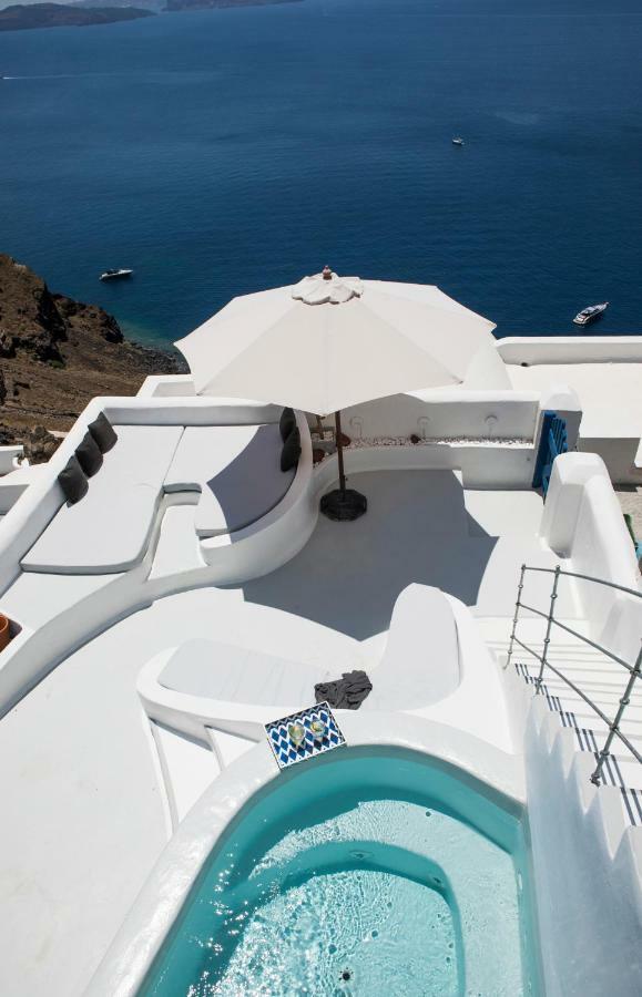 Oia's Secret Villa *