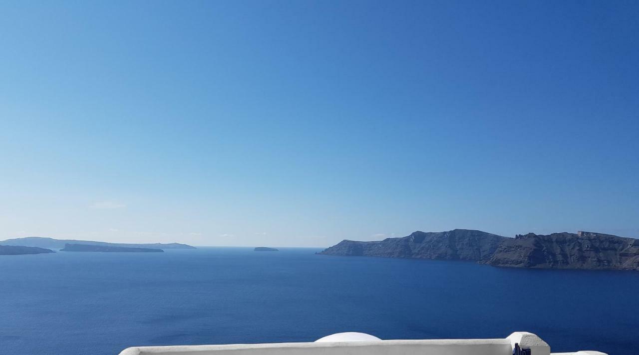 Oia's Secret * Oia (Santorini)