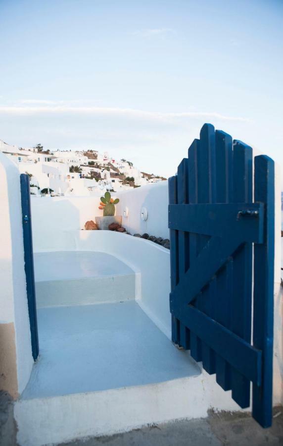 Villa Oia's Secret