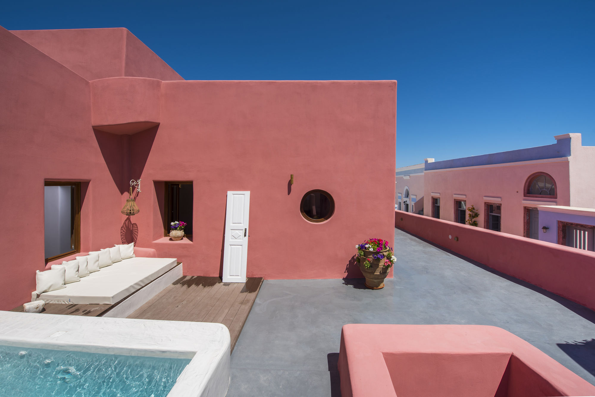 Villa Anemi House & *