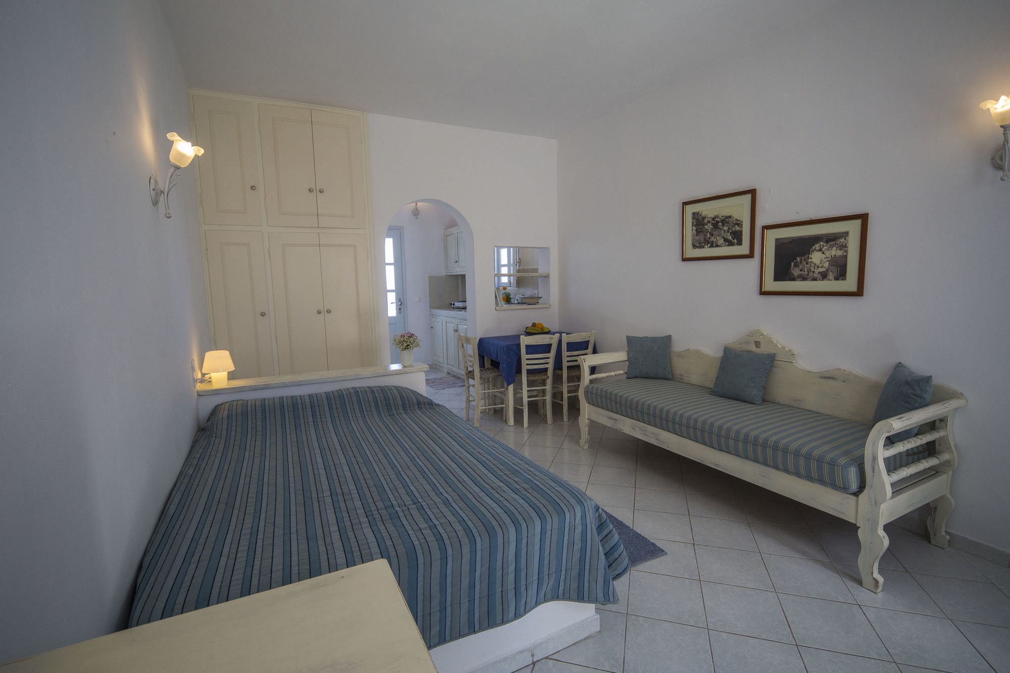 Ianthe & Aparthotel Ia