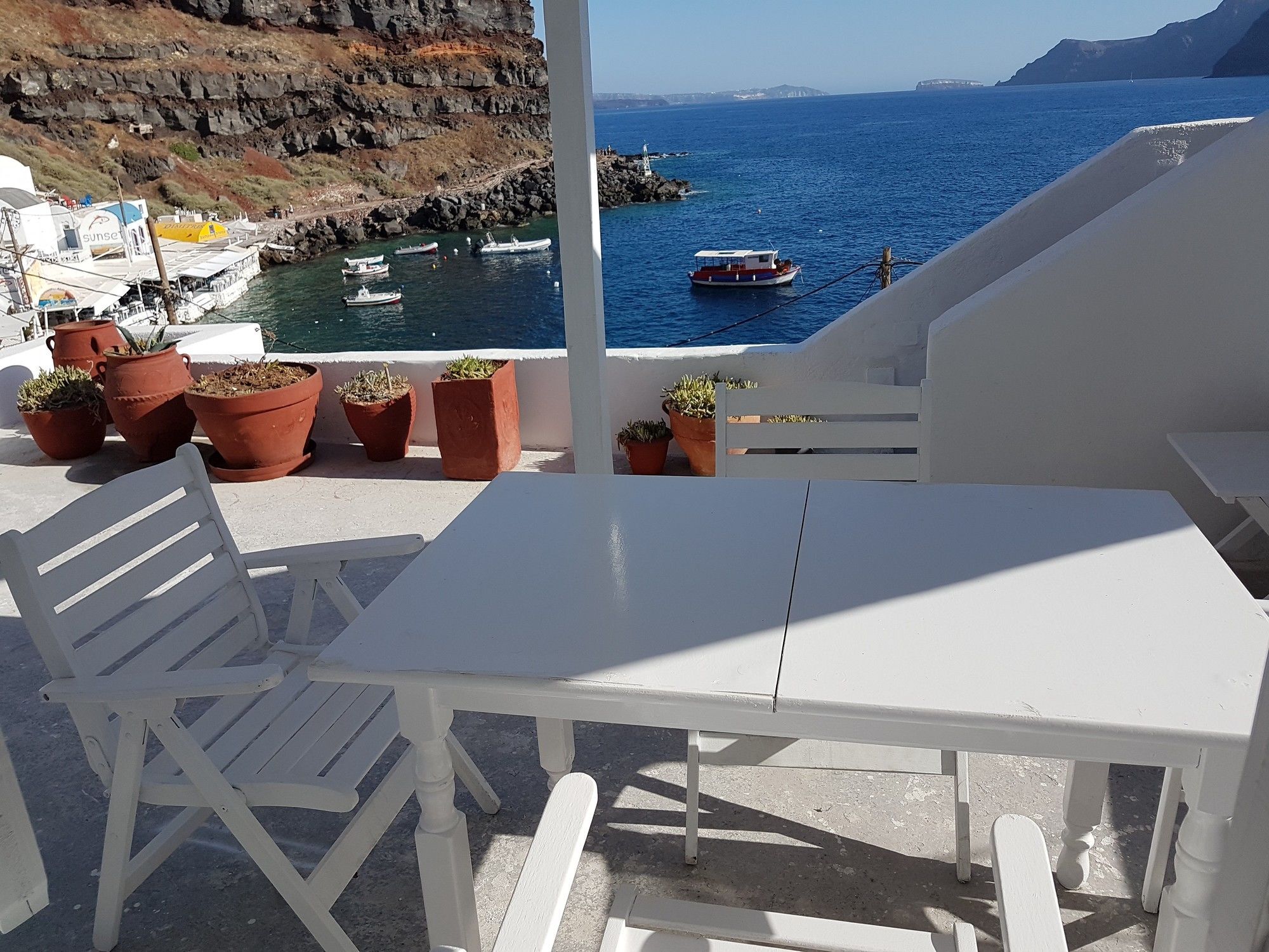 Amoudi Guest house