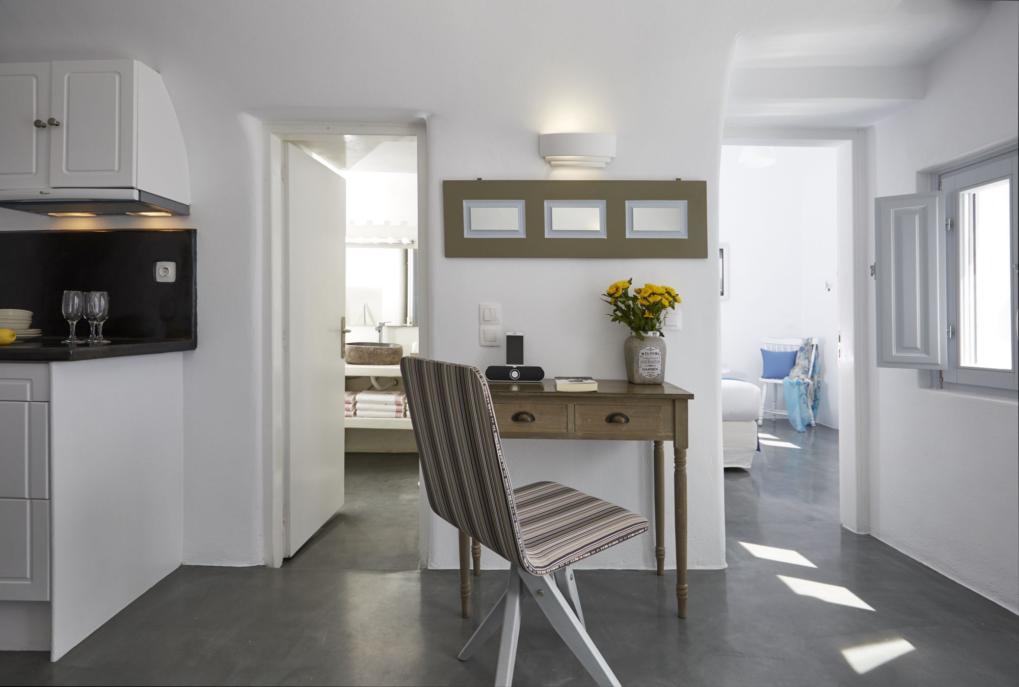 Helianthus Apartment