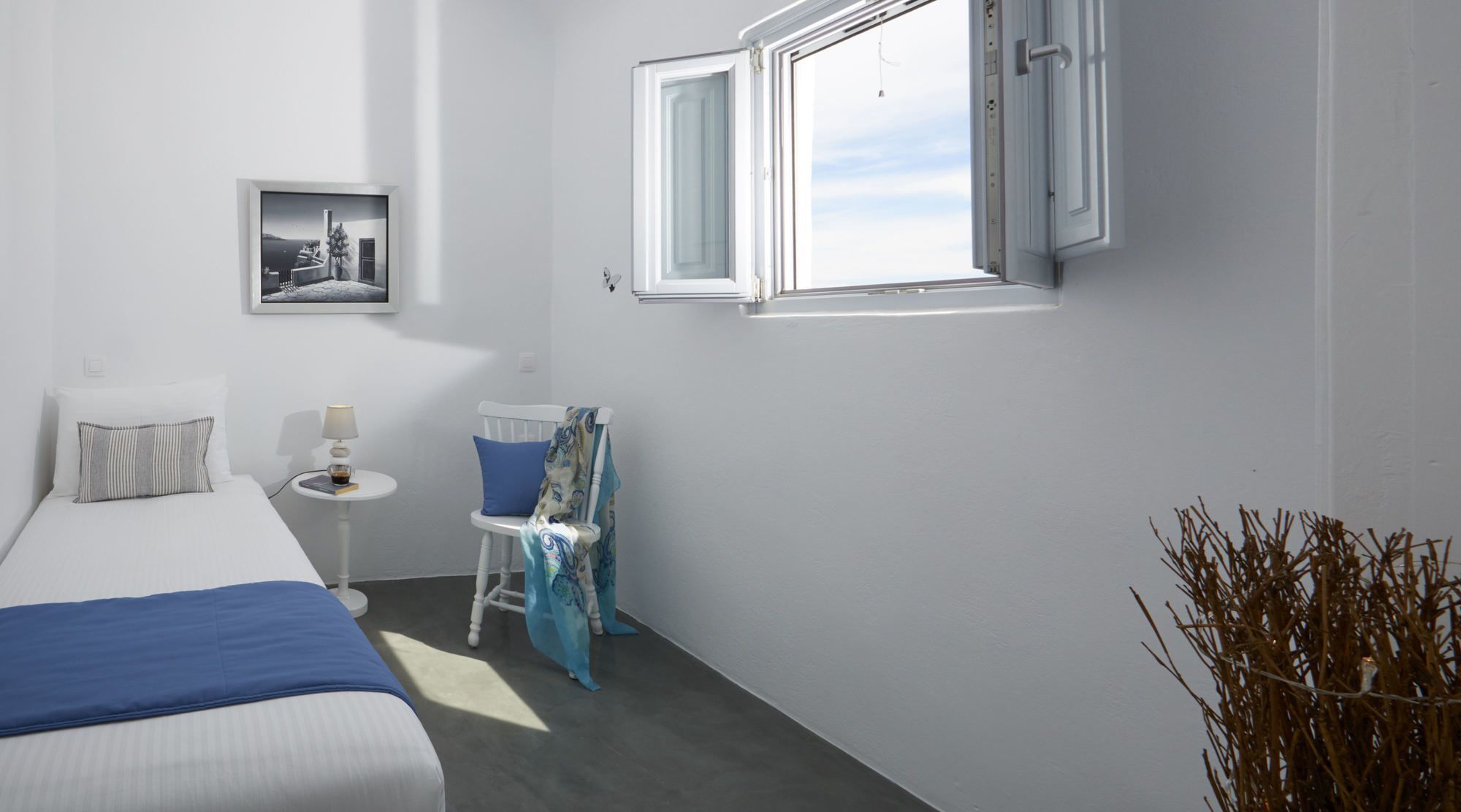 Helianthus Apartment