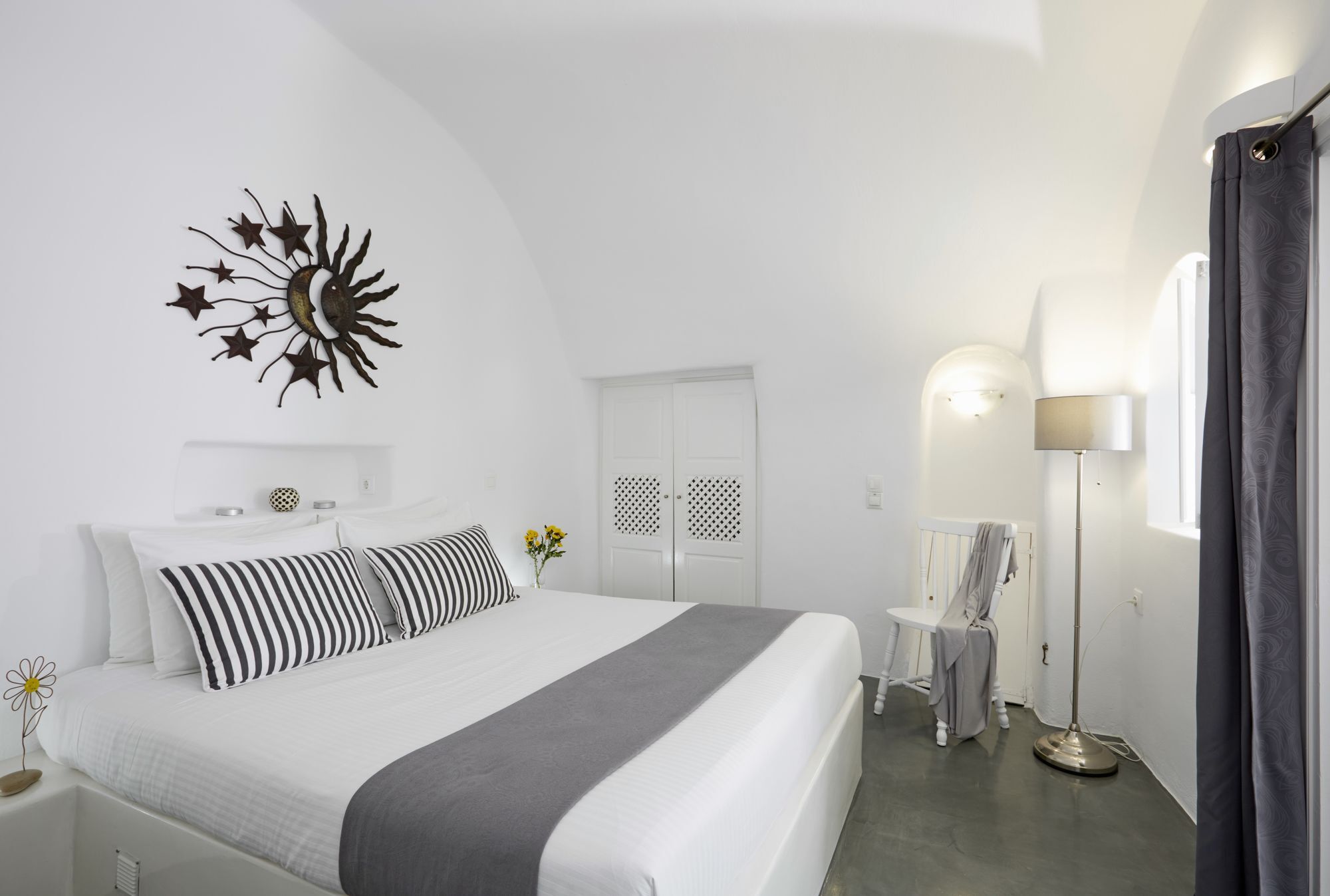 Helianthus Apartment