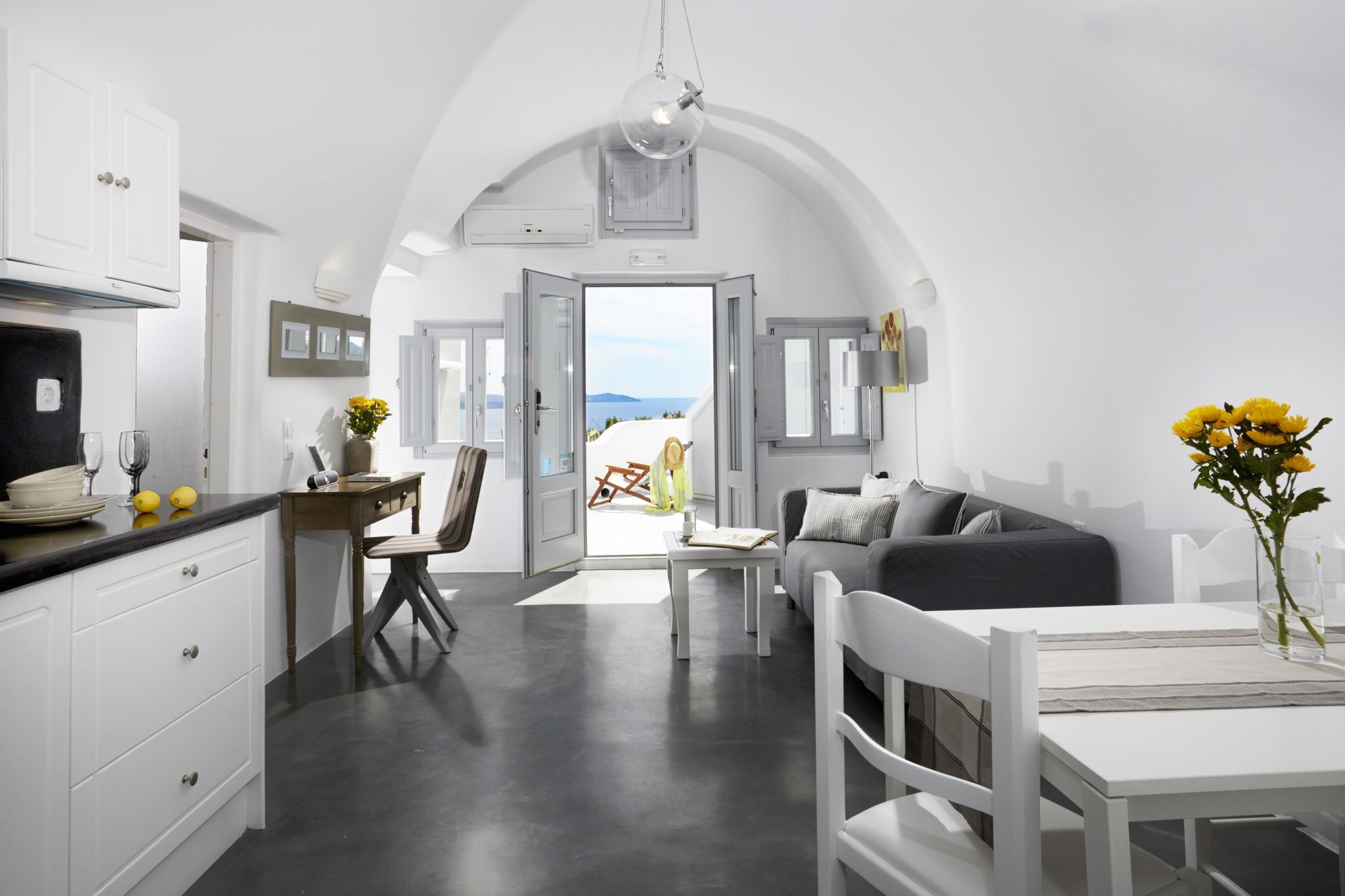 Helianthus Apartment Oia (Santorini)