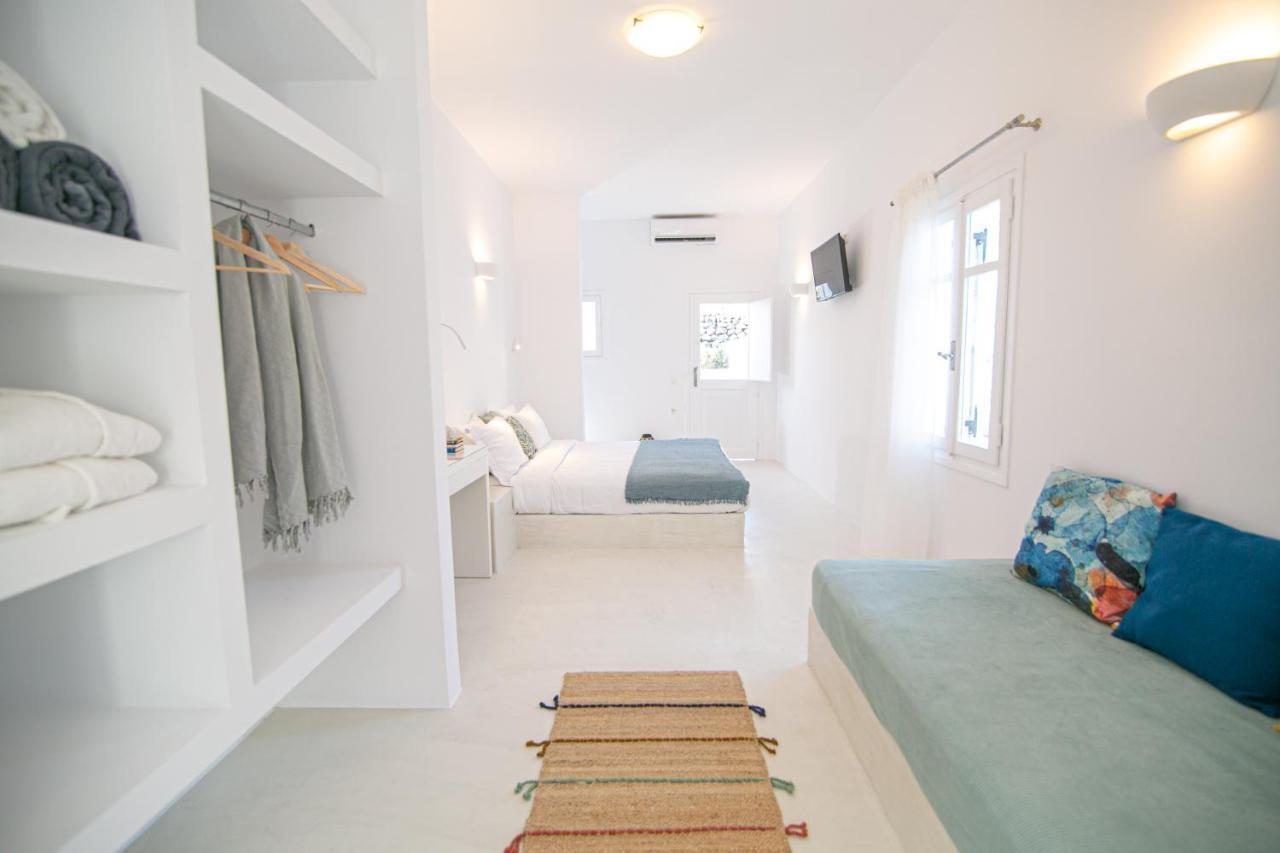 Apanomeria Boutique Oia (Santorini)