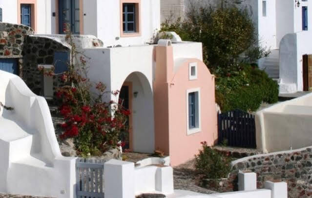 Apartment Lava Oia's