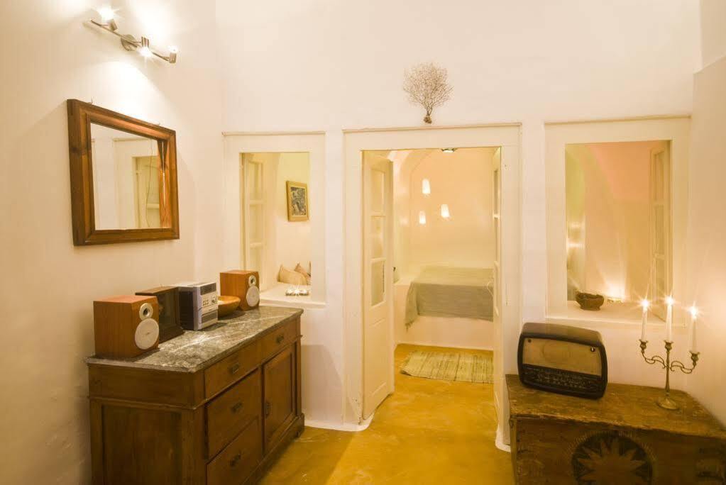 Zoe Aegeas Traditional Aparthotel