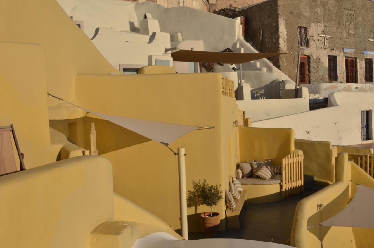 Ariadni Cave In Holiday home Oia (Santorini)