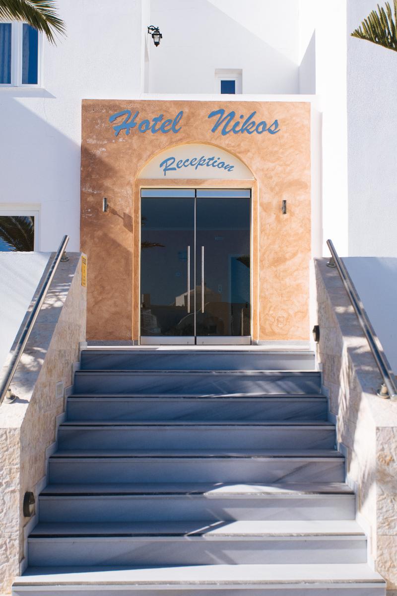 Nikos 4* Oia (Santorini)