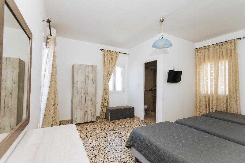Aparthotel Nikos 4*