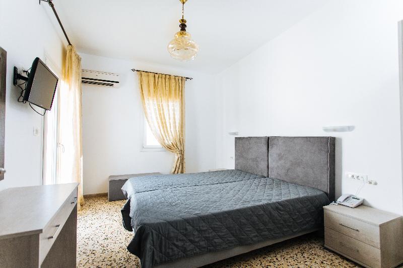 Nikos 4* Oia (Santorini)
