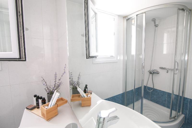 Hotel Apanomeria Boutique 3*