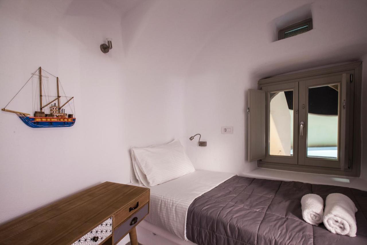 Bed & Breakfast Cupola Oia (Santorini)