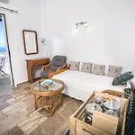 Stelios Rooms