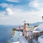 Andronis Luxury Suites
