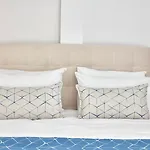 La Maltese Oia Luxury Suites
