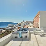 La Maltese Oia Luxury Suites